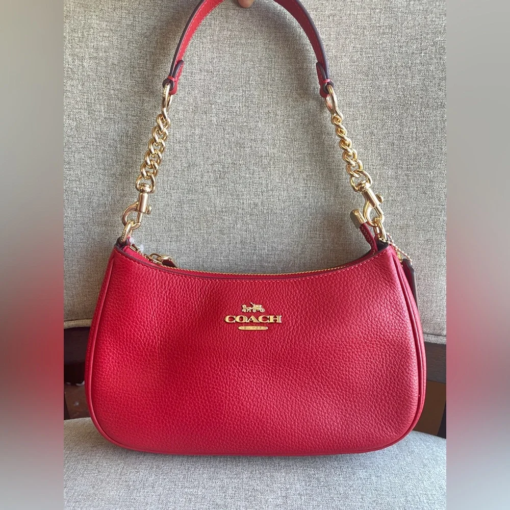 ‼️last one‼️NWT!COACH TERI SHOULDER BAG(COACH CV934)GOLD/BOLD RED Holiday gift - Picture 1 of 16